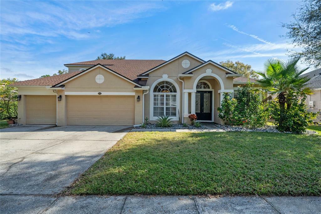 Property Photo:  2643 Aloma Oaks Drive  FL 32765 