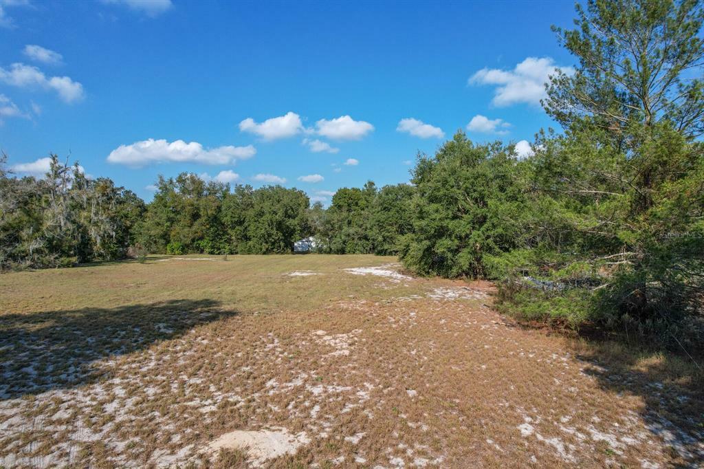 Property Photo:  23321 Oak Ln  FL 32776 