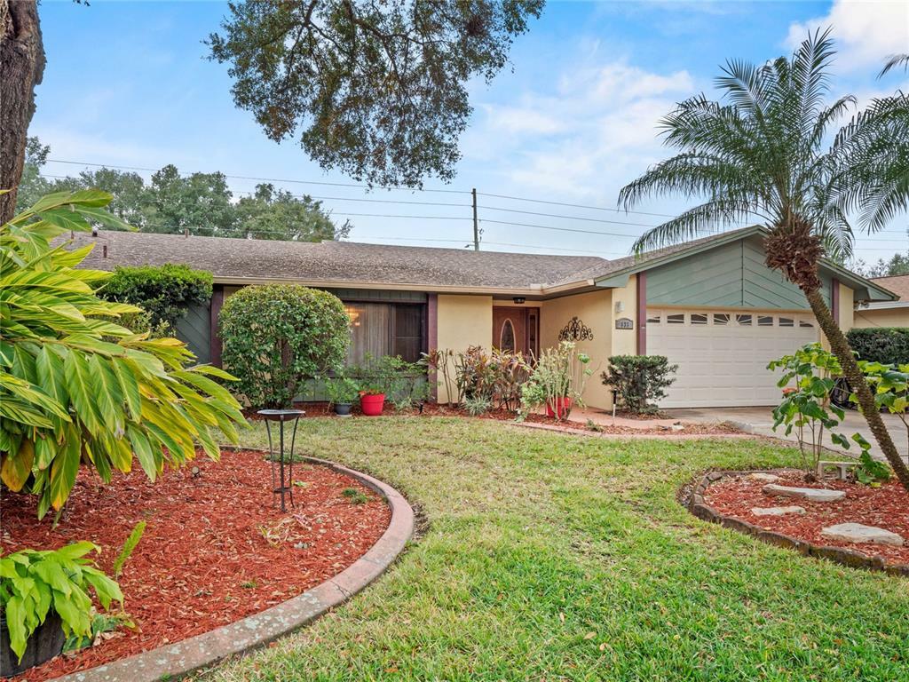 Property Photo:  833 Woodgate Trail  FL 32750 