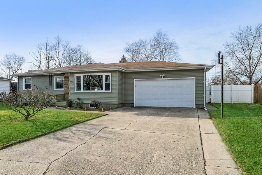 Property Photo:  151 Paras Hill Drive  MI 49057 