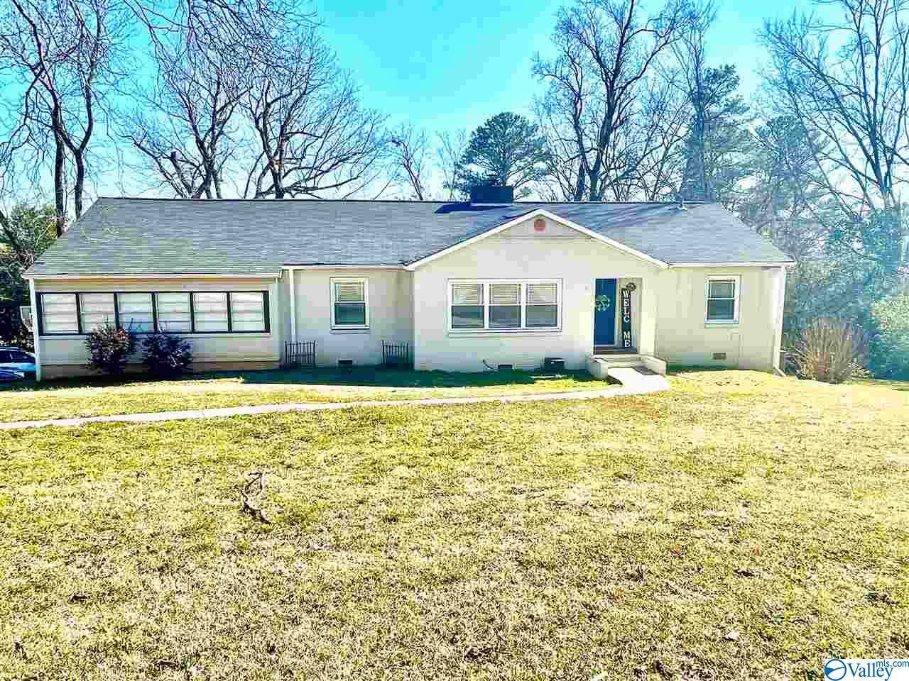 Property Photo: 2313 Scenic Drive AL 35904