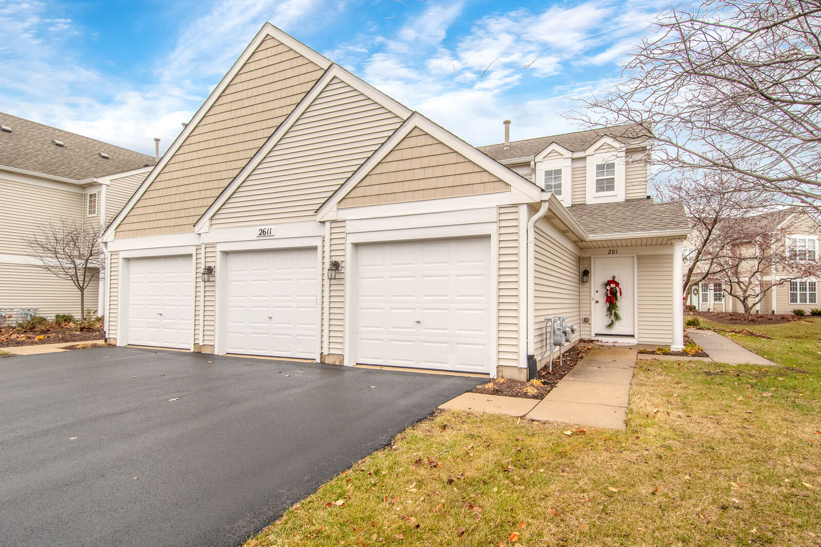 Property Photo:  2611 Cedar Glade Drive 101  IL 60564 