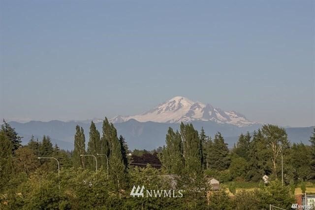 Property Photo:  2060 Bakerscape Court  WA 98248 