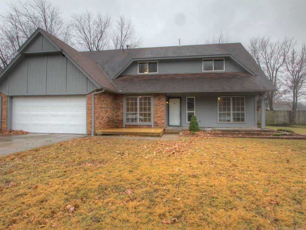 Property Photo: 1105 W Delmar Street OK 74012