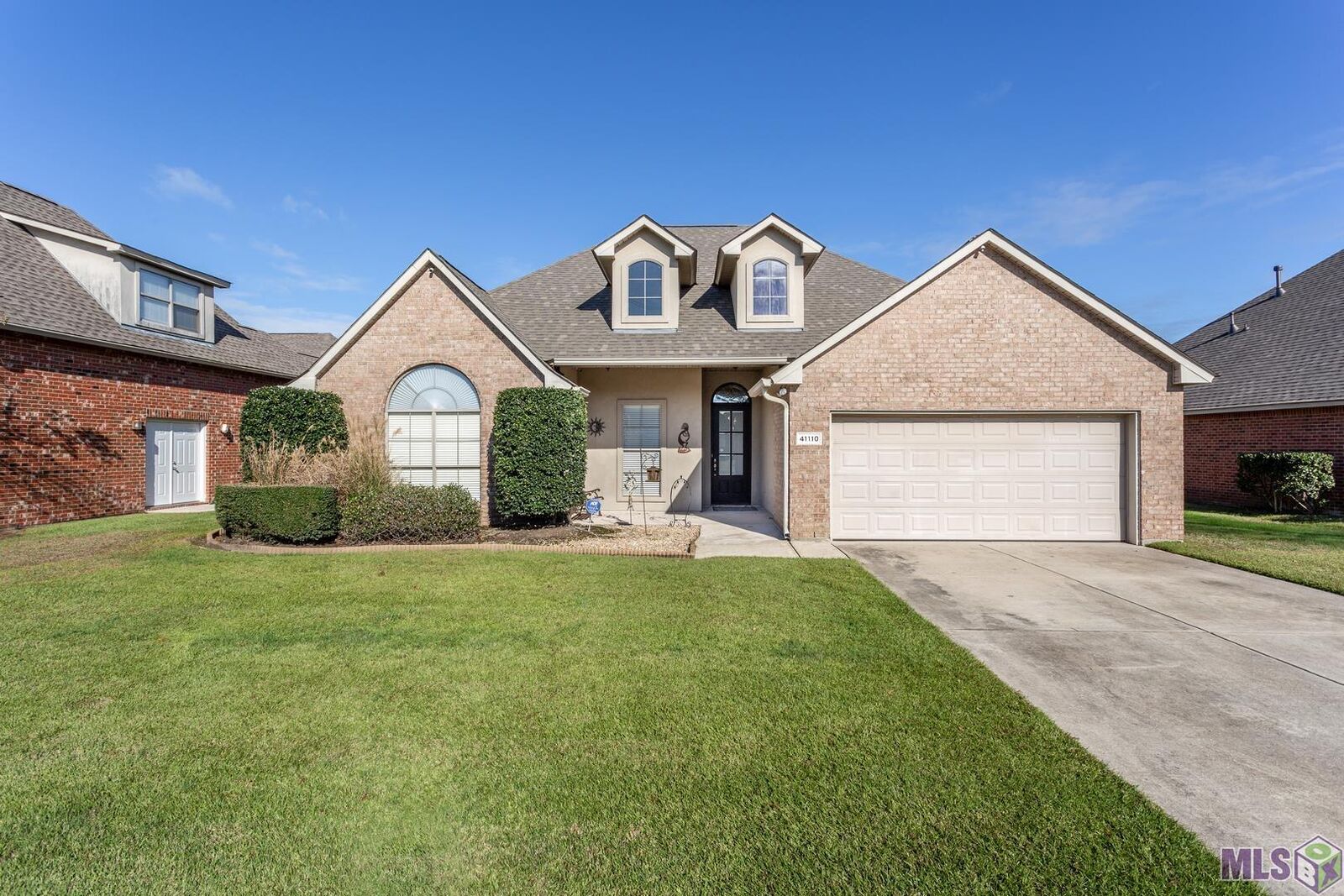 Property Photo:  41110 Merrimac Dr  LA 70778 