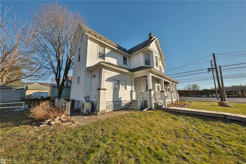 Property Photo:  258 Broadway  PA 18091 