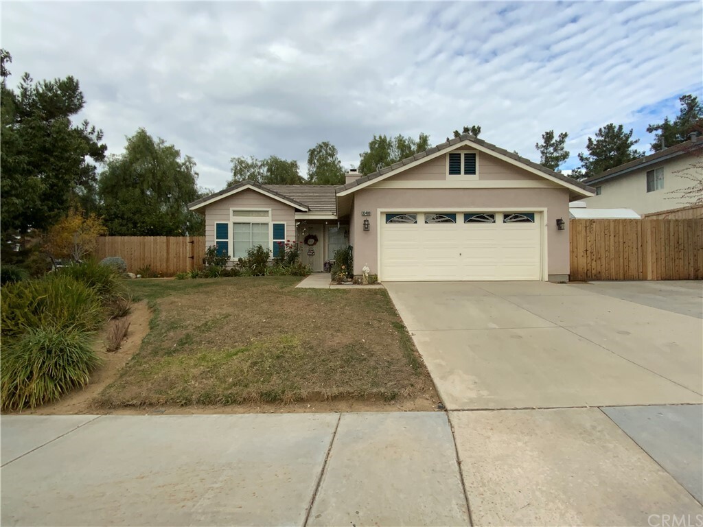 Property Photo: 33480 Wildflower Lane CA 92399