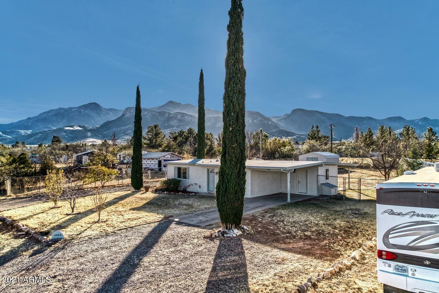 Property Photo: 4962 S San Carlos Avenue AZ 85650