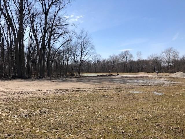 Property Photo:  1813 Golfview Drive  IN 46706