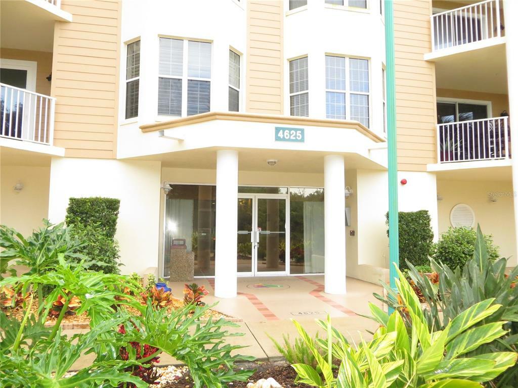 Property Photo: 4625 Rivers Edge Village Lane 5304 FL 32127