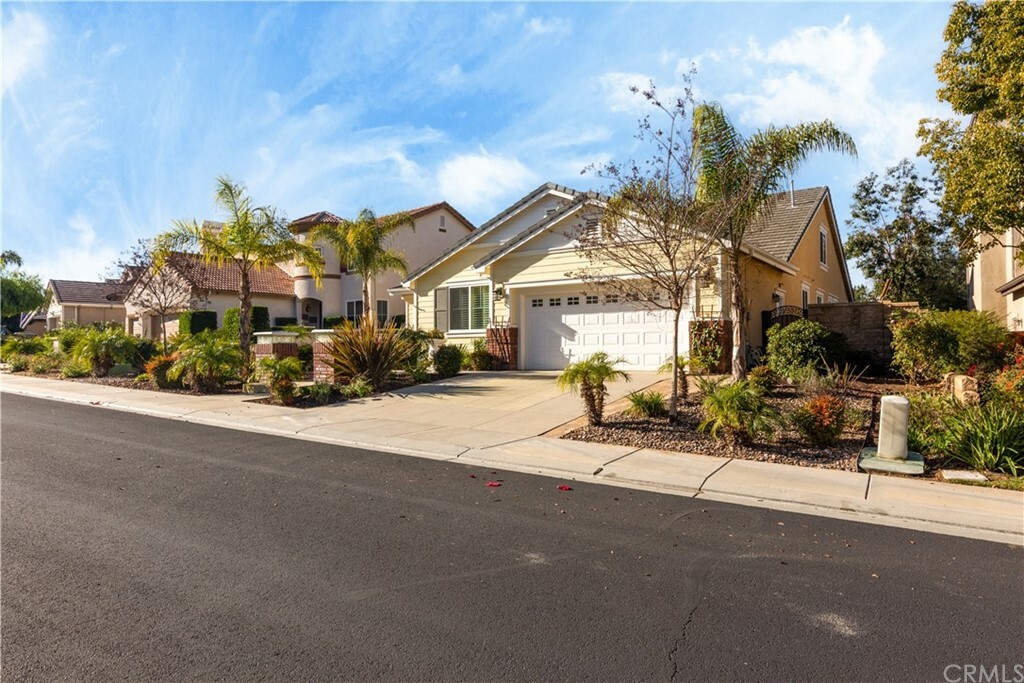 Property Photo:  35363 Sumac Avenue  CA 92562 