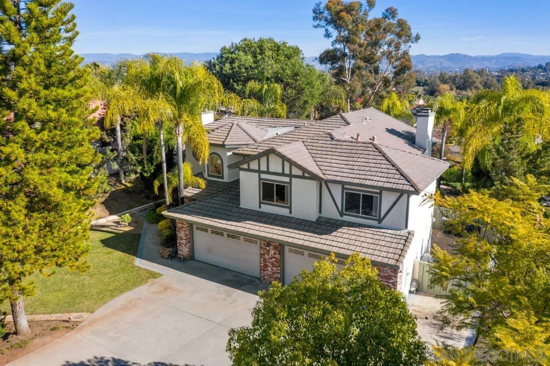 Property Photo: 2300 Lomica Pl CA 92029