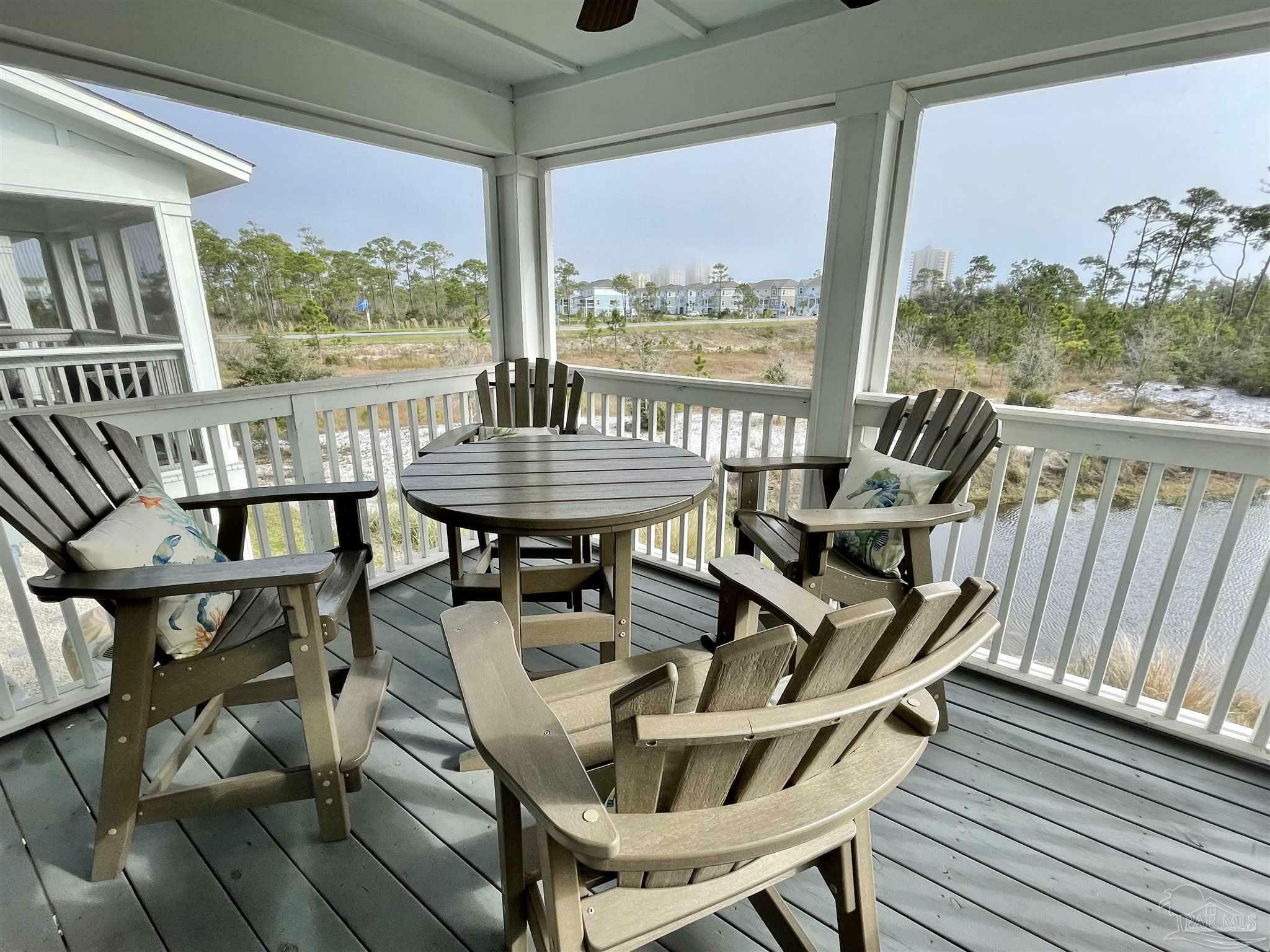 Property Photo: 14449 Salt Meadow Dr FL 32507