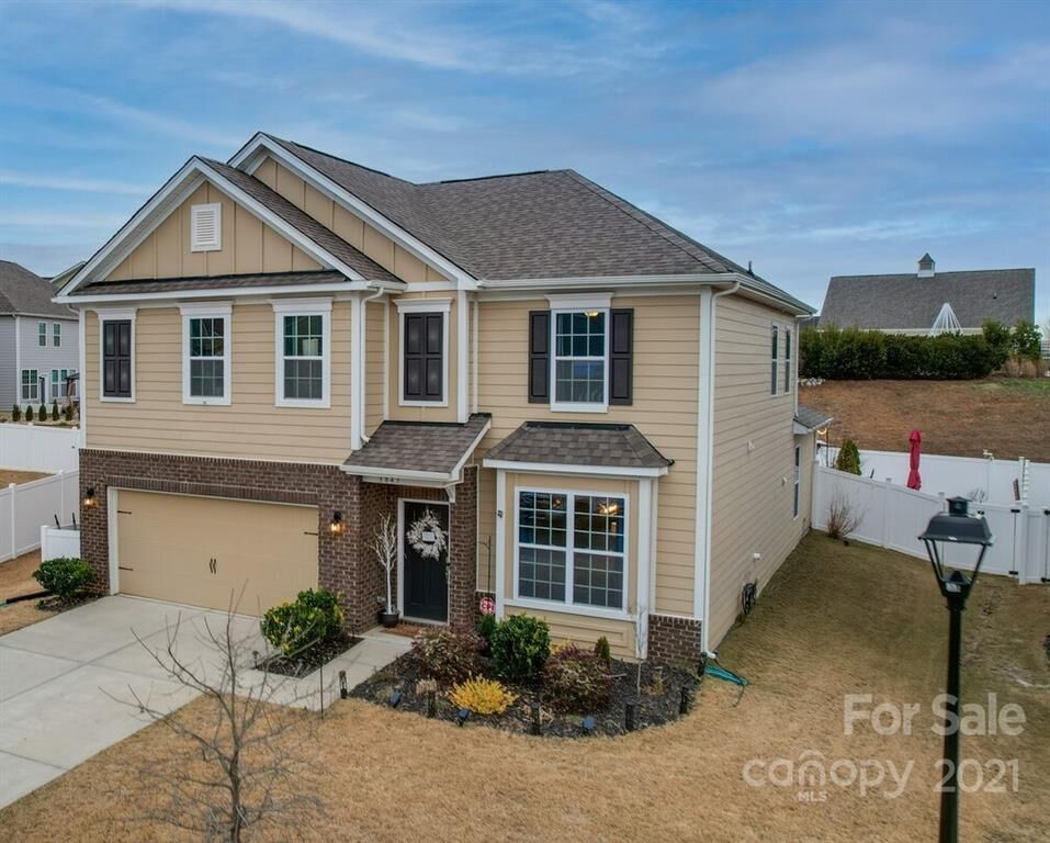 Property Photo:  3843 Lake Breeze Drive  NC 28673 