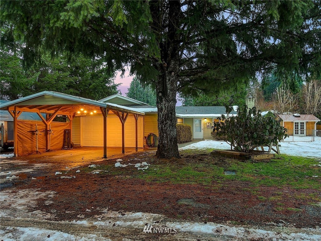 Property Photo: 4334 326th Place SE WA 98024