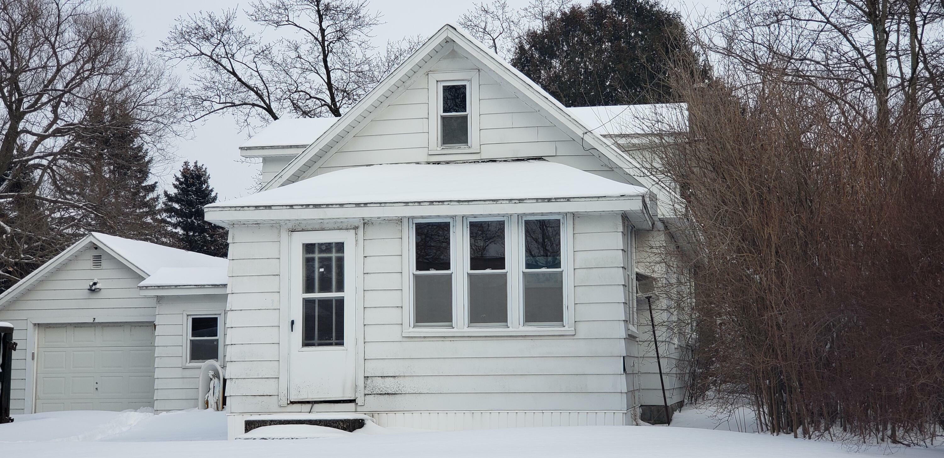 Property Photo:  7 Bridge Street  MI 49660 