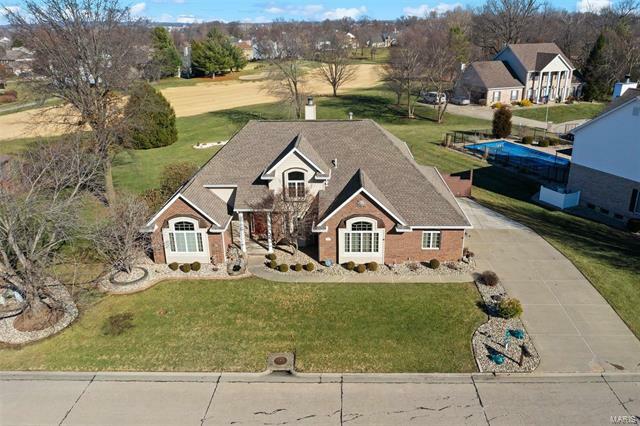 Property Photo: 1613 Tenth Fairway Drive 62220