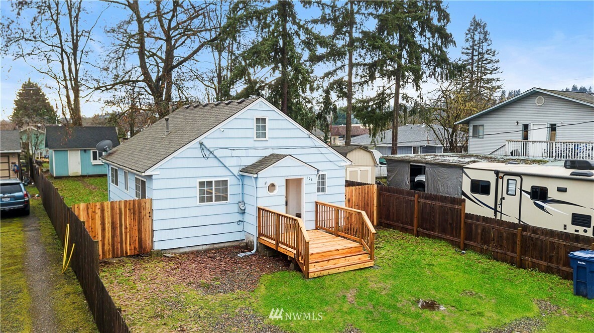 Property Photo:  108 Wayne Avenue  WA 98047 