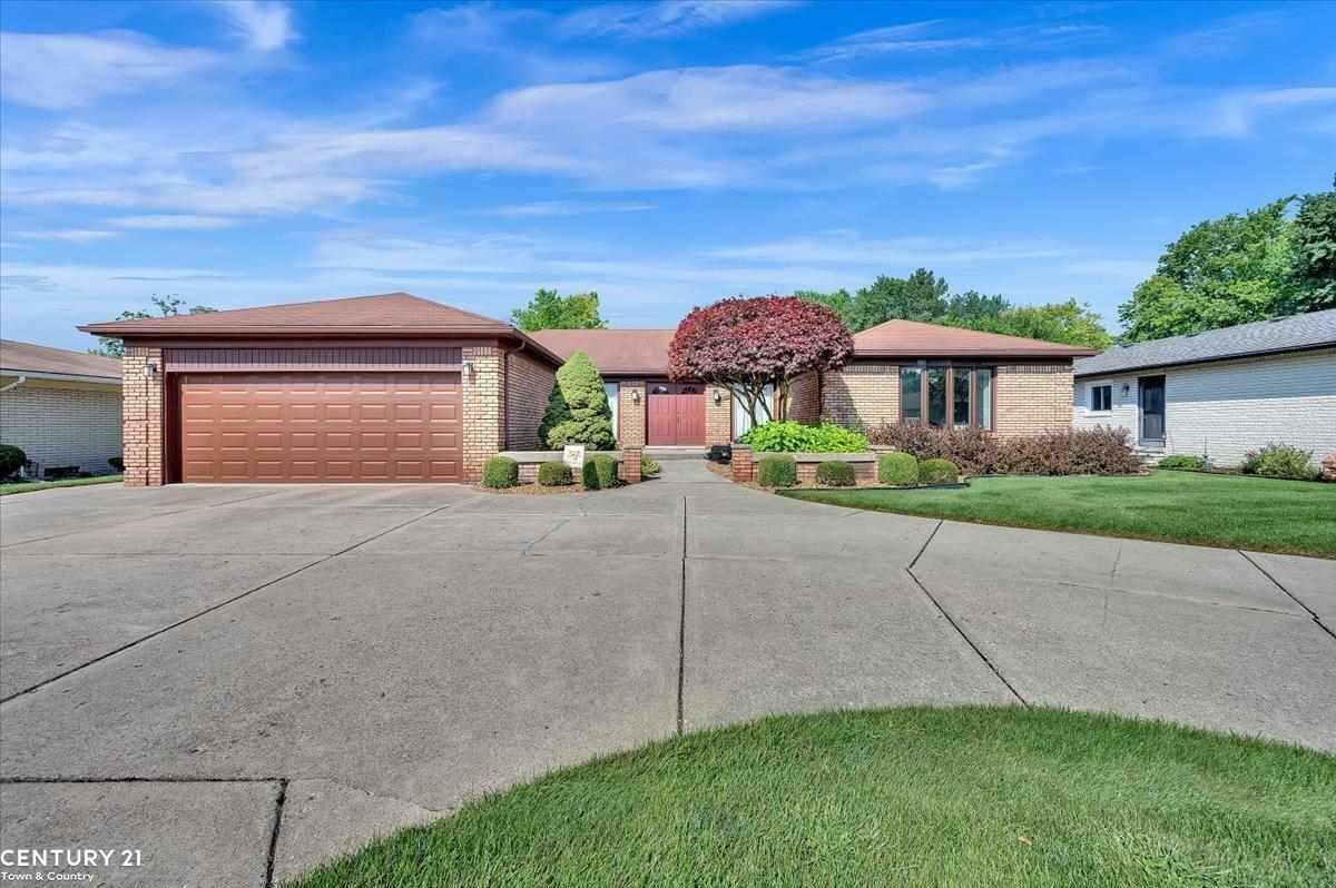 Property Photo:  38325 Santa Anna  MI 48036-1796 