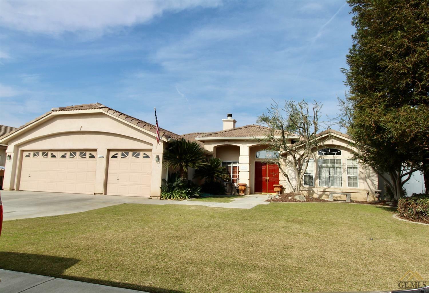 Property Photo:  10806 Myers Ranch Court  CA 93311 