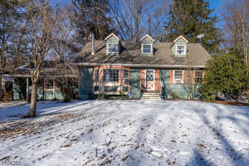 Property Photo: 207 Dee Dee Dr NJ 08826