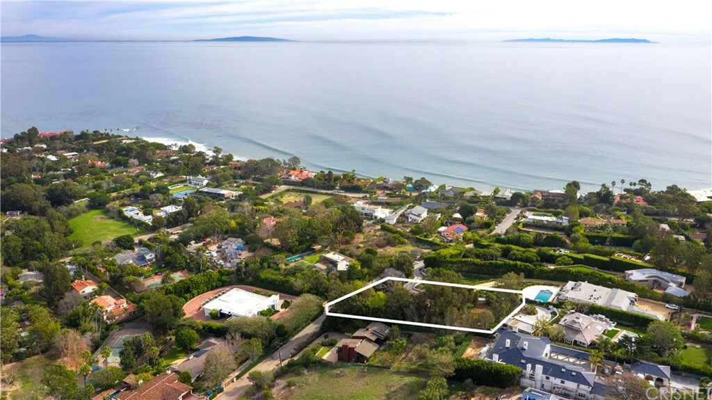 7107 Grasswood Avenue  Malibu CA 90265 photo