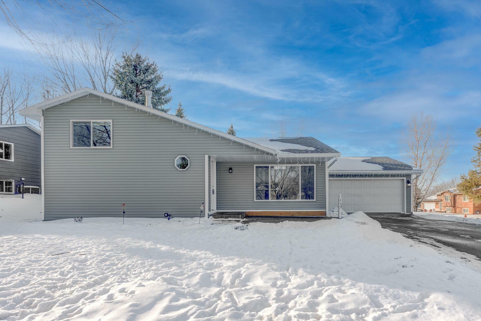 Property Photo:  437 1st Street NW  MN 55376 