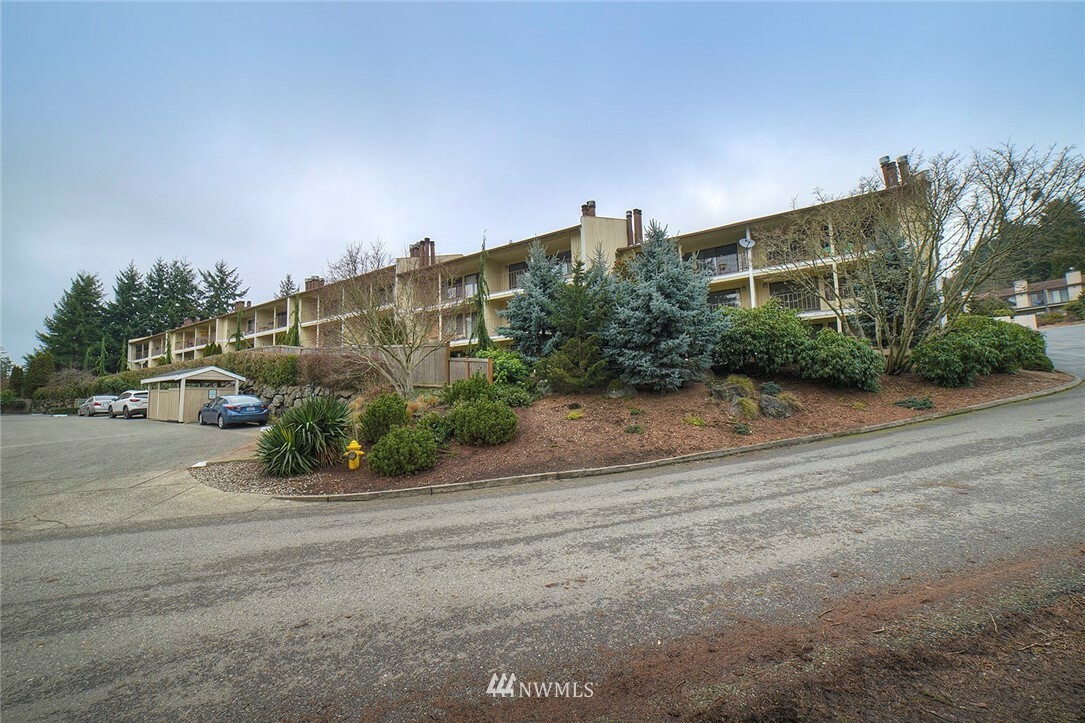 Property Photo:  26425 Pennsylvania Avenue NE 14  WA 98346 