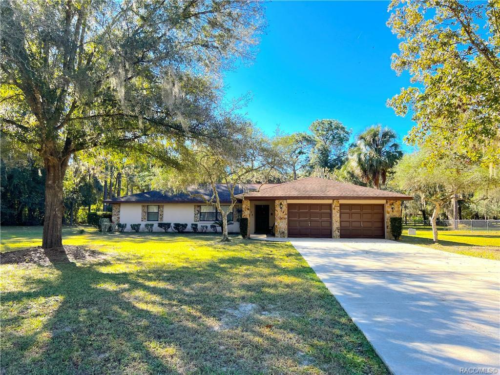 Property Photo:  5474 E Shady Acres Drive  FL 34453 