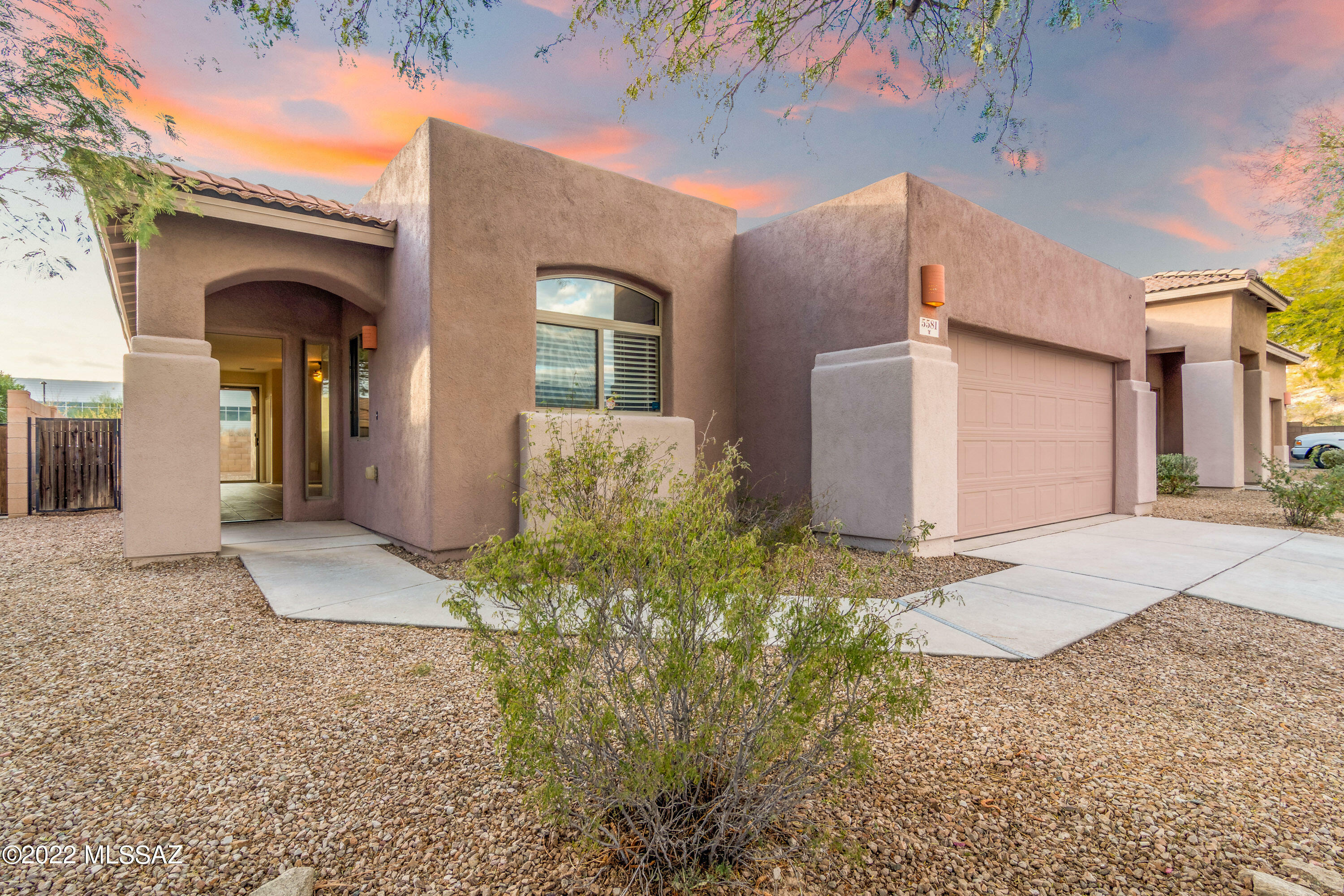 5581 N Little River Lane  Tucson AZ 85704 photo
