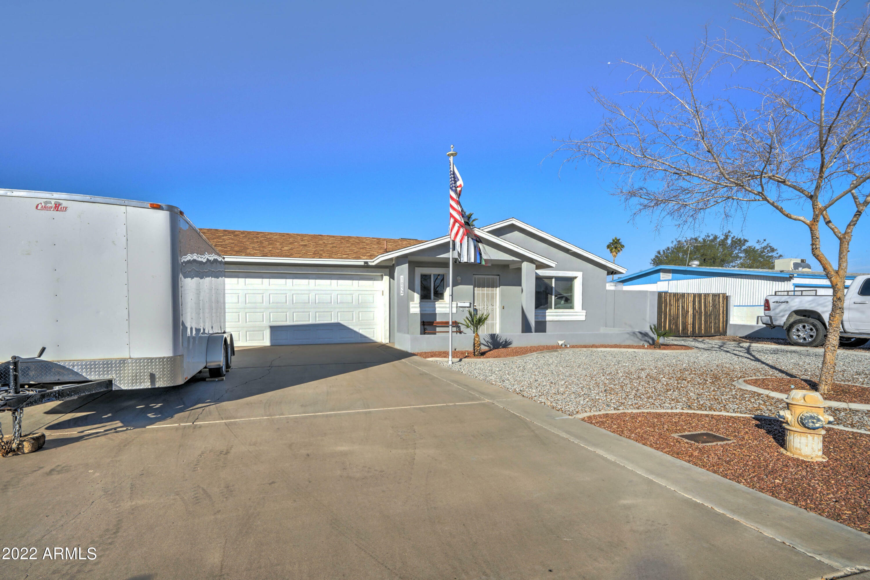 Property Photo:  1052 W Emerald Avenue  AZ 85210 