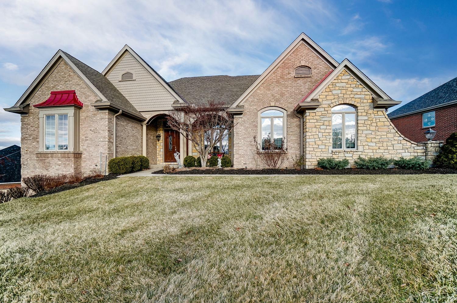 Property Photo: 6656 Greenoak Dr OH 45248