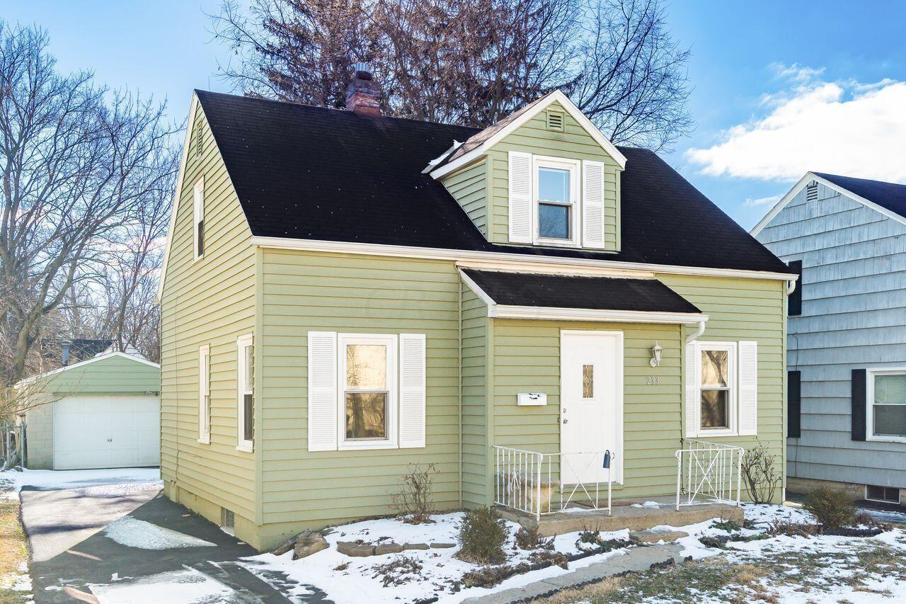 Property Photo: 233 Girard Road OH 43214