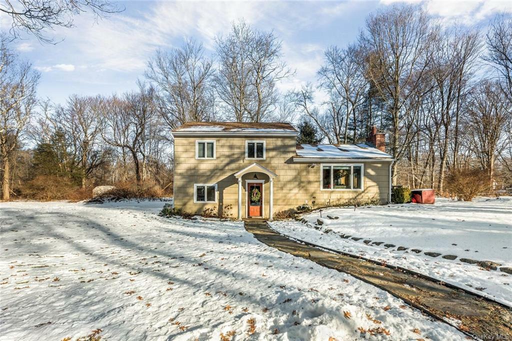 Property Photo:  9 Lockwood Road  NY 10590 