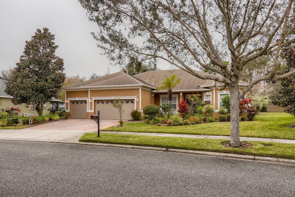 Property Photo: 193 Crepe Myrtle Drive FL 34736