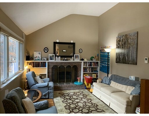 Property Photo: 15 Rolling Ridge Rd MA 02038