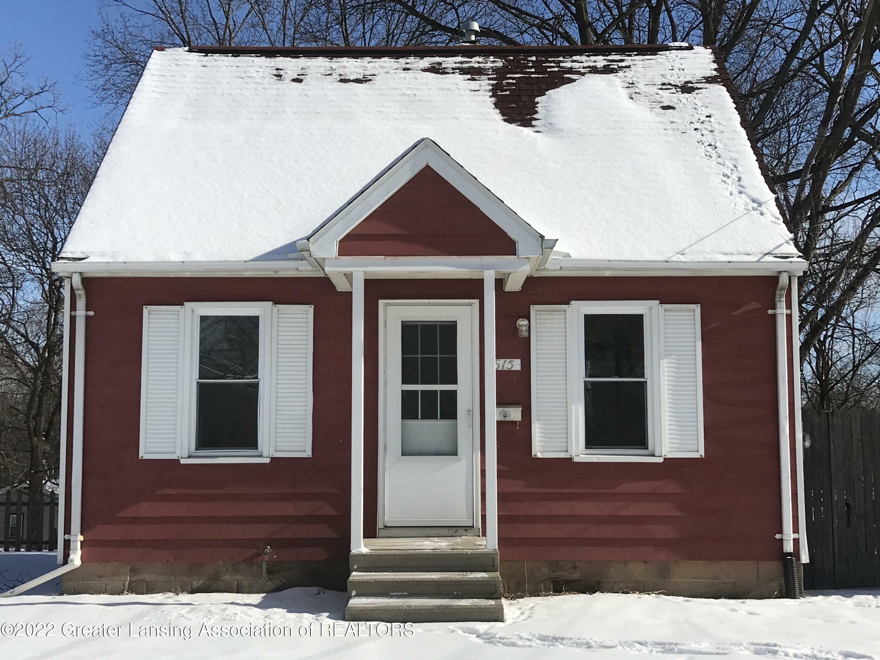 Property Photo:  615 S Fairview Avenue  MI 48912 