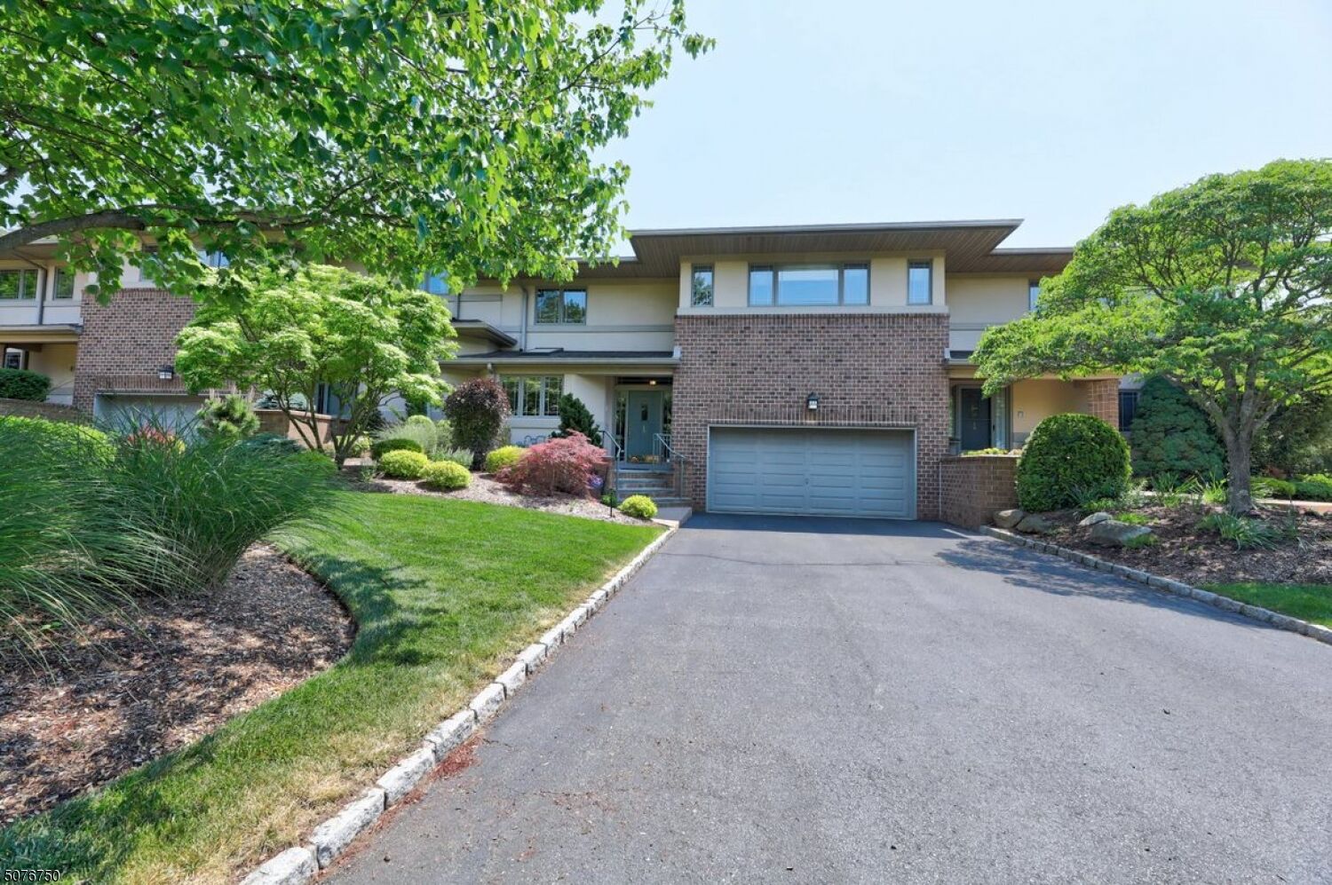 Property Photo:  15 Fox Run Rd  NJ 07401 