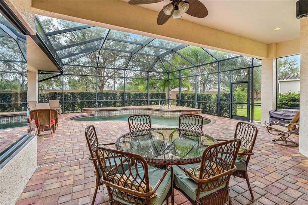 Property Photo:  329 Blackbird Court  FL 34212 