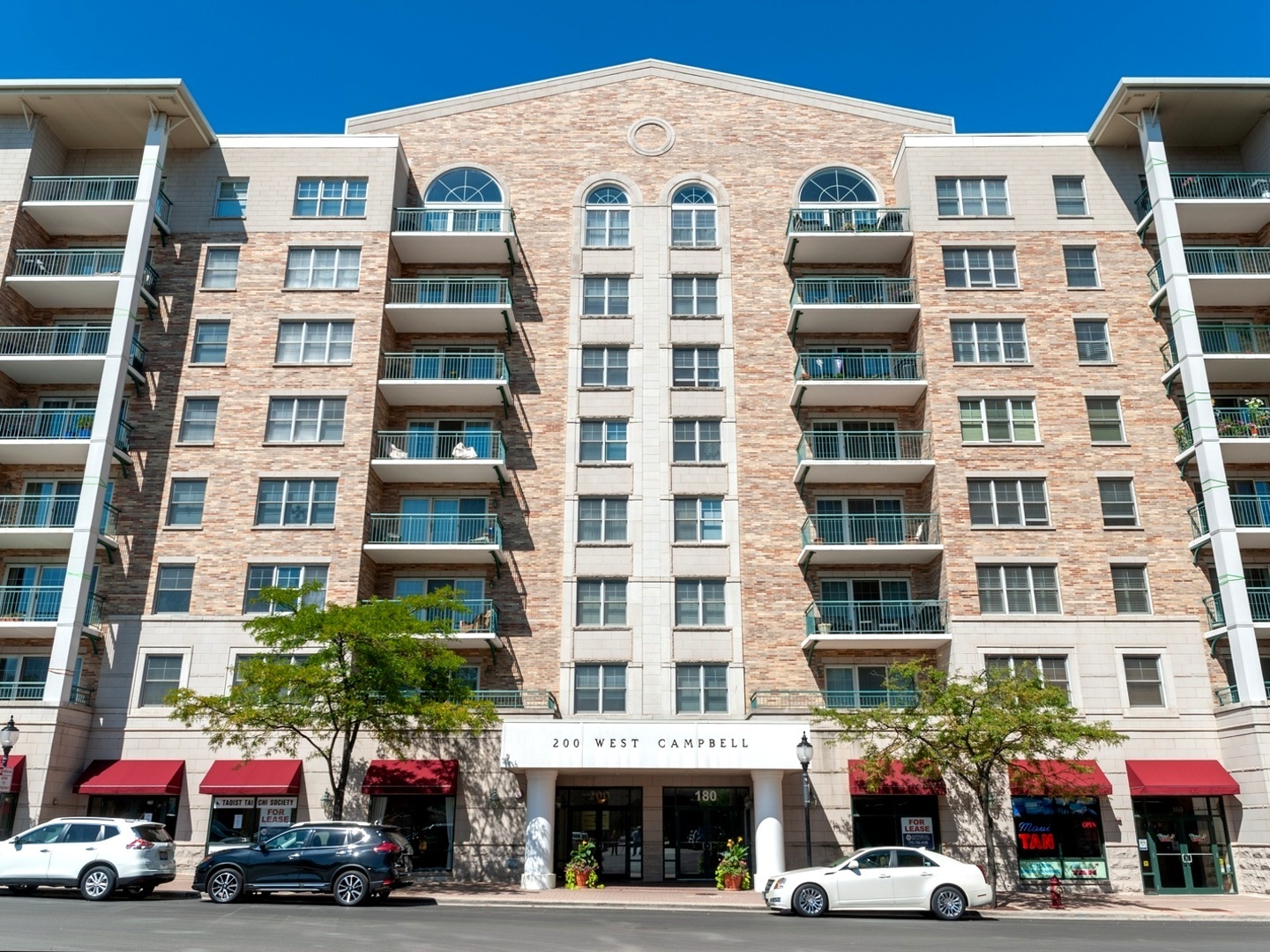 Property Photo:  200 W Campbell Street 405  IL 60005 