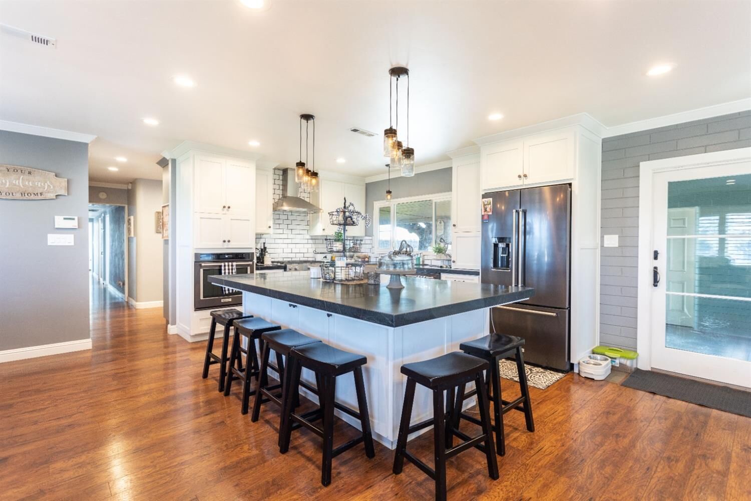 Property Photo: 9018 E Handel Road CA 95240