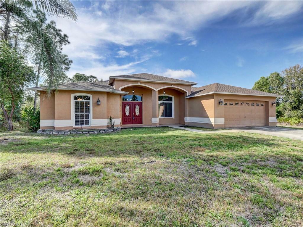 Property Photo: 713 McKinley Avenue FL 33972