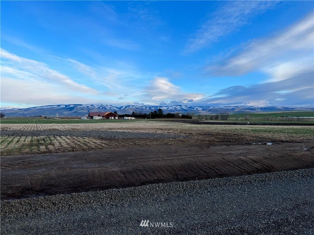 Property Photo:  8 Lot Healey Drive  WA 99362 