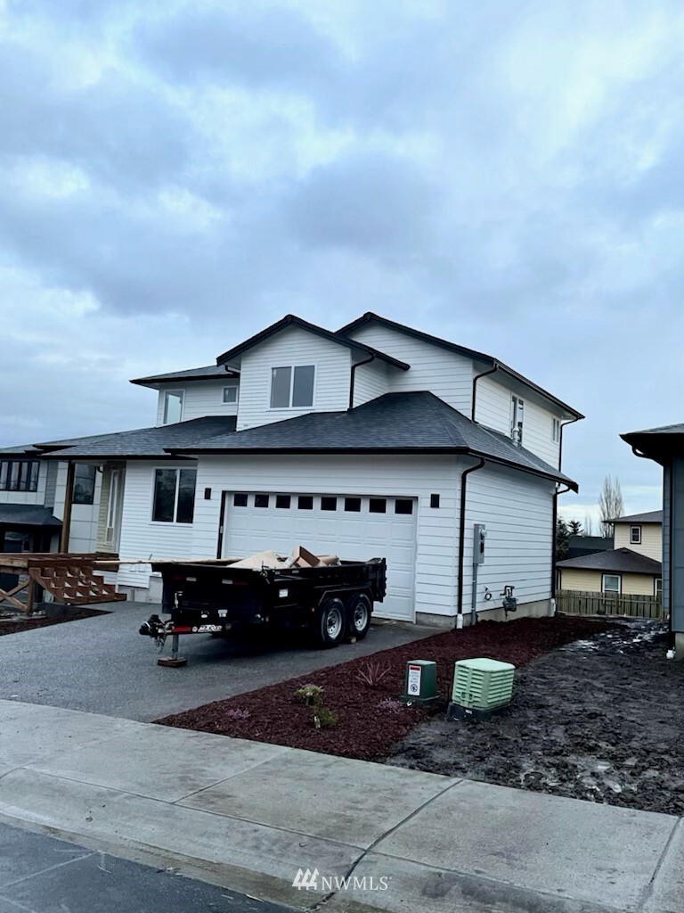 Property Photo:  2145 Gabi'S Lane  WA 98248 