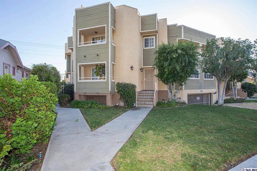 Property Photo: 530 Pioneer Drive 1 CA 91203