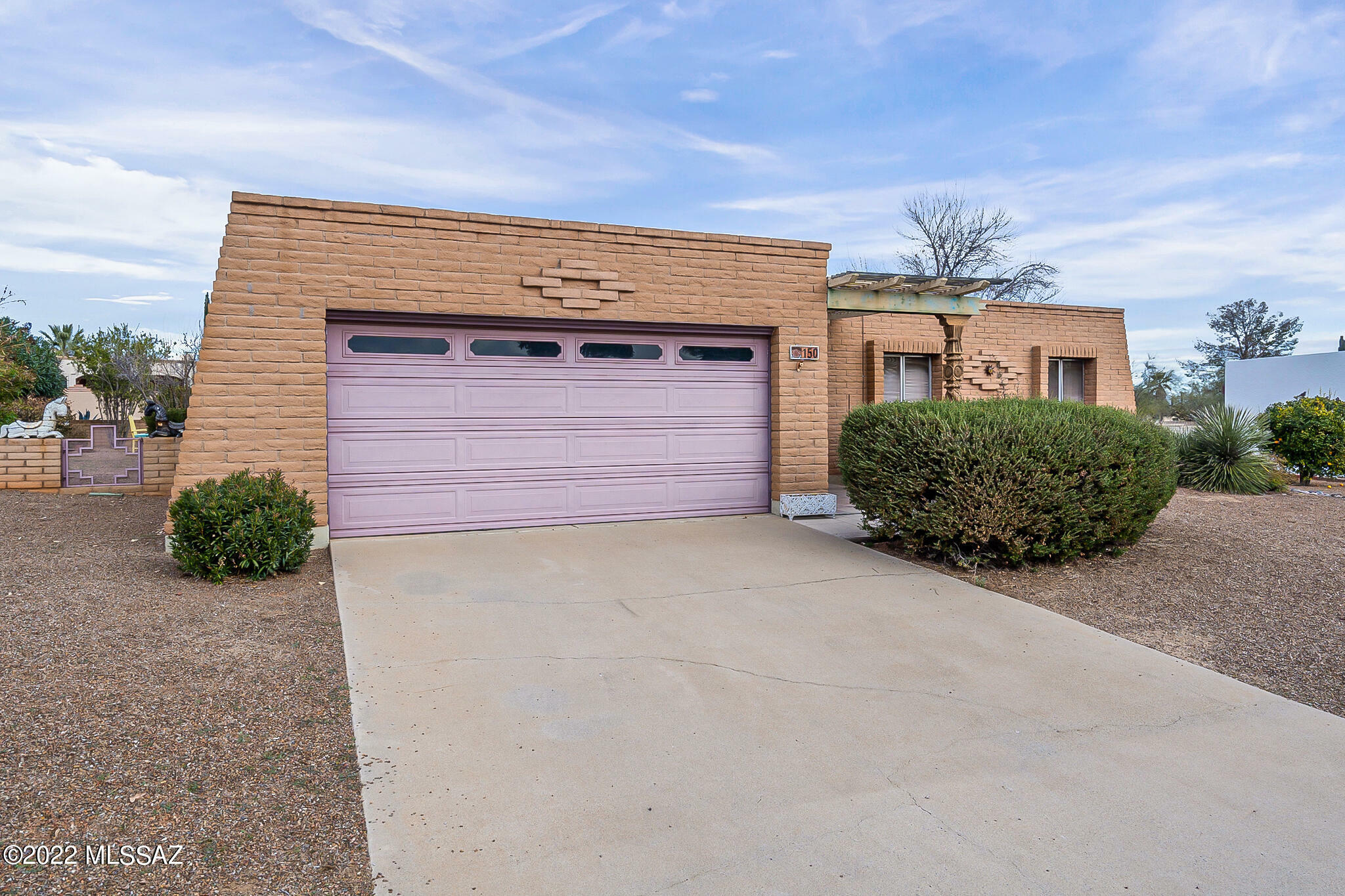 Property Photo:  150 W Calle Melendrez  AZ 85614 