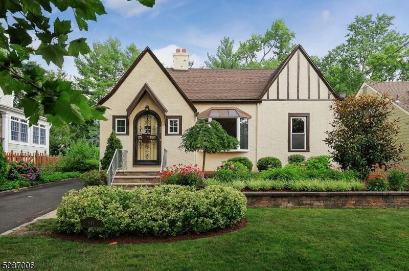 Property Photo:  949 Summit Ave  NJ 07090 
