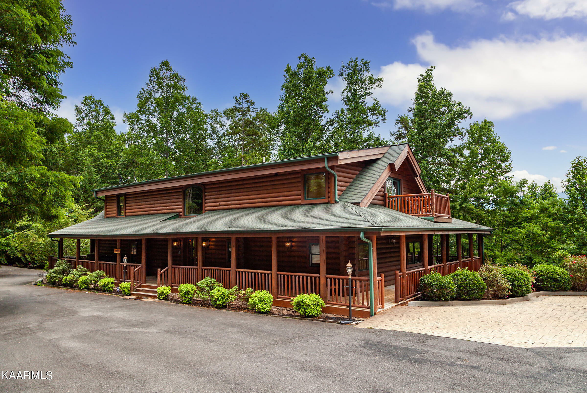 Property Photo:  2241 Legend Drive Drive  TN 37876 