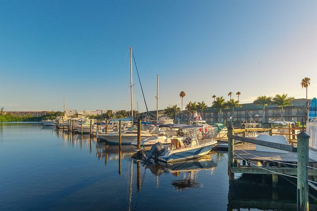 Property Photo:  7150 N Tamiami Trail S-506  FL 34243 