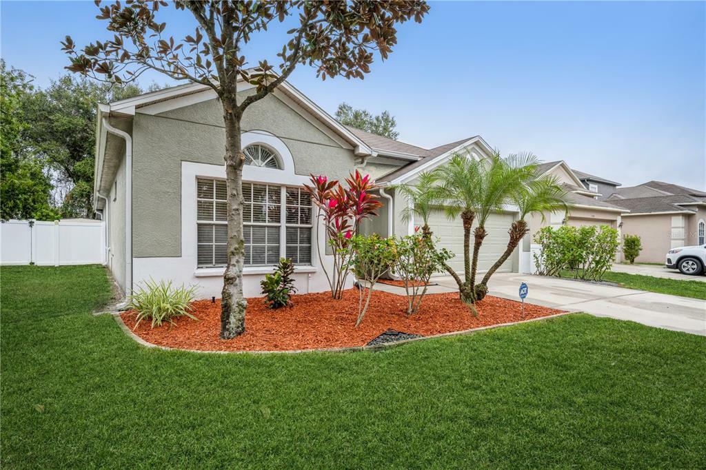 Property Photo:  8534 Canterbury Lake Boulevard  FL 33619 